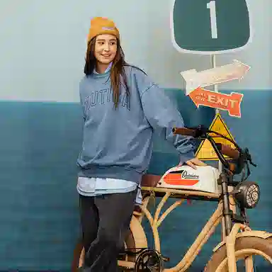 nautica white sail Logo