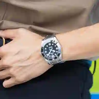 TITONI 600 42mm 83600-S-BK-256