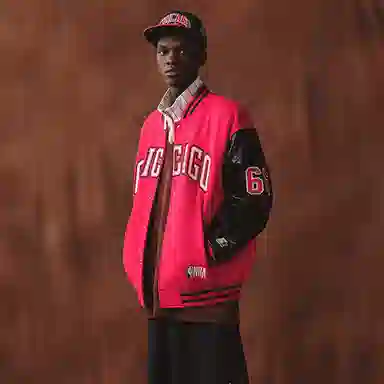 STARTER x NBA Bulls Red Jacket