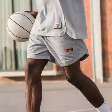 UZIS