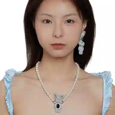 YVMIN Paradise Series Pearl Flower Bunny Ear Earring