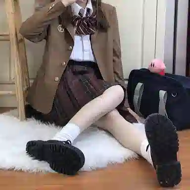 东鲸岁时记 纯色单排扣翻领休闲 布朗茶茶西装 女款