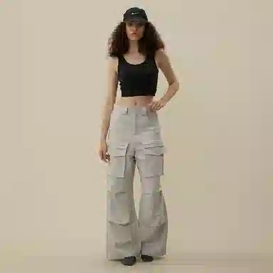 11ESTRANGER ASTRANGER