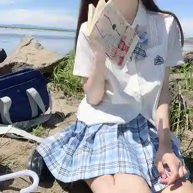 东鲸岁时记 刺绣领带翻领单排扣短袖衬衫 女款