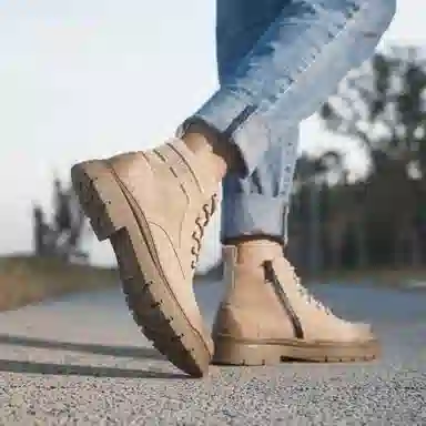 VICKI BROWN Martin Boots