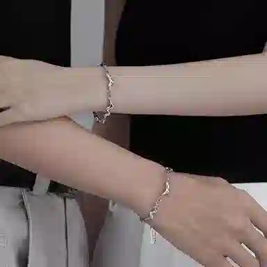 KOREETins