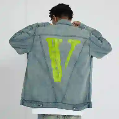 VLONE VLogo