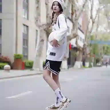 MIRACLE KILL Dual Blade Badge Shorts