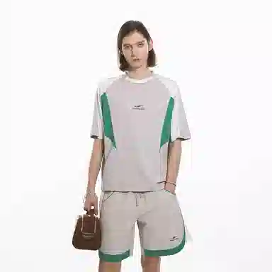 UNVESNO T