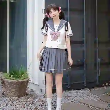 东鲸岁时记 纯色翻领短袖上衣短款百褶半身裙制服套装礼盒装 女款