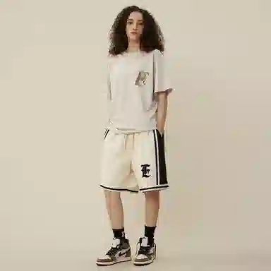 11ESTRANGER ASTRANGER