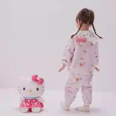 DAVEBELLA x Hello Kitty