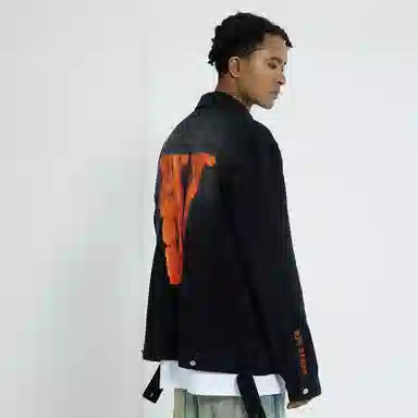 VLONE VLogo