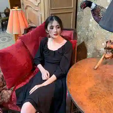 小镇姗姗 纯色绑带蝴蝶结高腰七分袖连衣裙