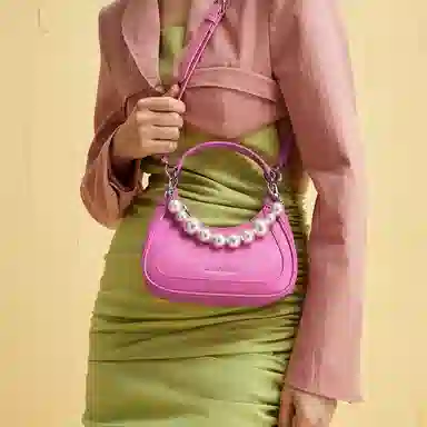 Charles & Keith Hart Bag Beige/Pink