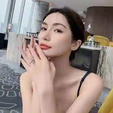 指尖瑰宝 设计感冷淡风 蛇形轻奢微镶满钻 生肖蛇满钻 戒指 女款