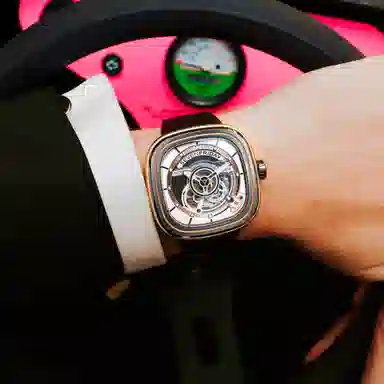 SEVENFRIDAY P 47.6mm PS202