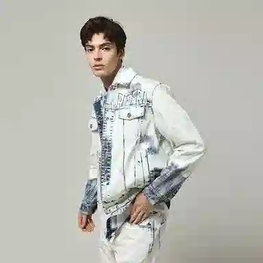 RARE SS23