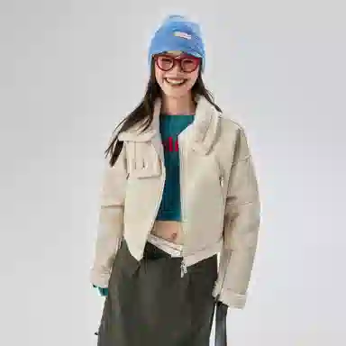 EPTISON WOMAN