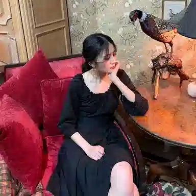 小镇姗姗 纯色绑带蝴蝶结高腰七分袖连衣裙