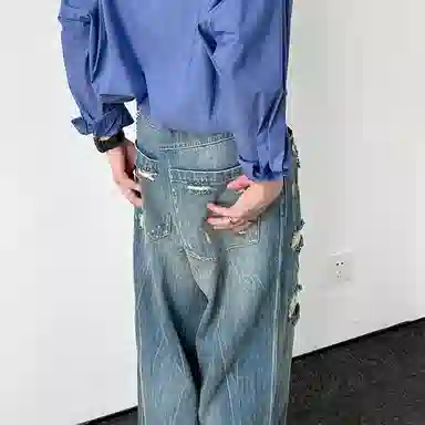 ROARINGWILD ARCH AW22