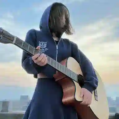 东鲸岁时记 字母印花休闲制服套装 女款