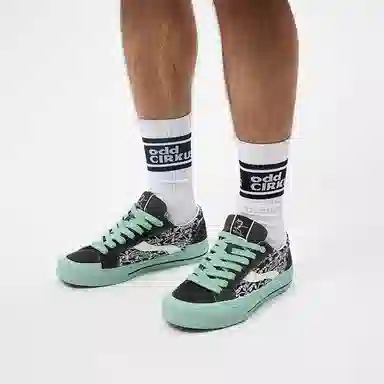 oddCIRKUS Astley Pro