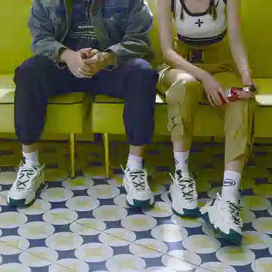 DAISY FELLOWES DF White Green