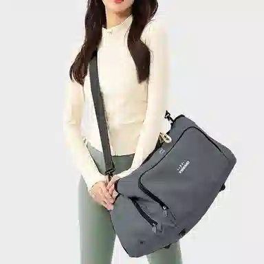 轻骑者 潮流大容量运动健身游泳便携旅游外出露营内置干湿分离独立鞋仓 织物 旅行包斜挎包健身包 大号 男女同款情侣款 米白