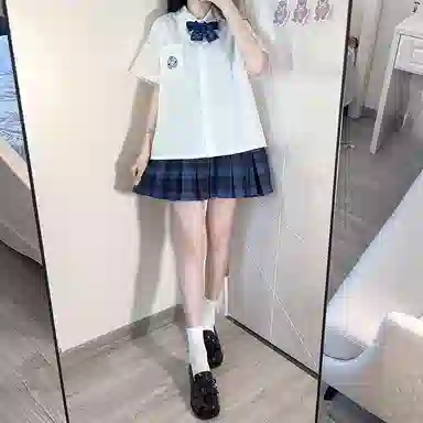 东鲸岁时记 卡通动物图案翻领纯色内搭短袖衬衫 女款 白色