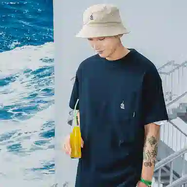 nautica white sail logoT