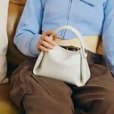 Gulou Jiji Cigarette Box Series