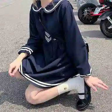 东鲸岁时记 条纹海军领长袖连衣裙 女款 藏青色