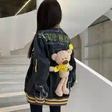 13 DEMARZO x SMILEY SMILEY