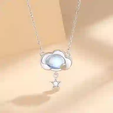 925