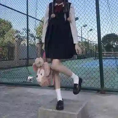 东鲸岁时记 圆领褶皱刺绣无袖连衣裙 女款