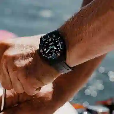 TITONI 600 42mm 83600 C-BL-256