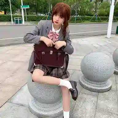 东鲸岁时记 格纹褶皱高腰短款高腰半身裙 女款