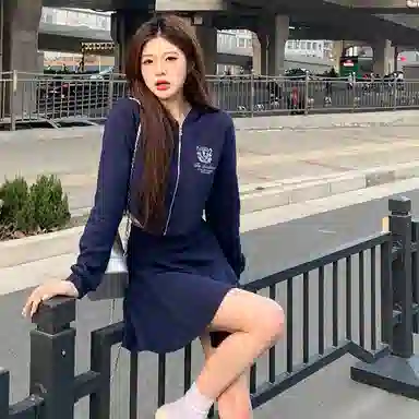 东鲸岁时记 字母印花休闲制服套装 女款