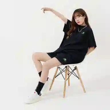 New Balance 302 White Black