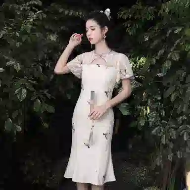 槿爷东方 刺绣胸口镂空设计新式改良旗袍鱼尾短袖连衣裙 女款 米色