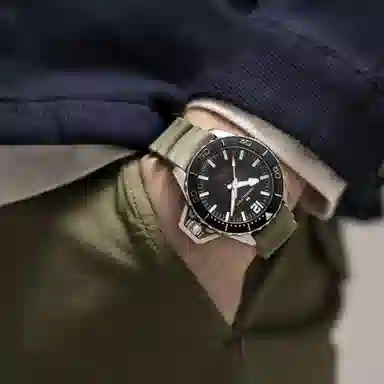 Hamilton Khaki Navy Frogman H77825331