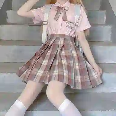 东鲸岁时记 格子制服百褶半身裙 女款