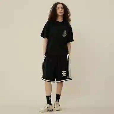 11ESTRANGER ASTRANGER