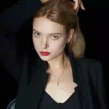 Eternelle
