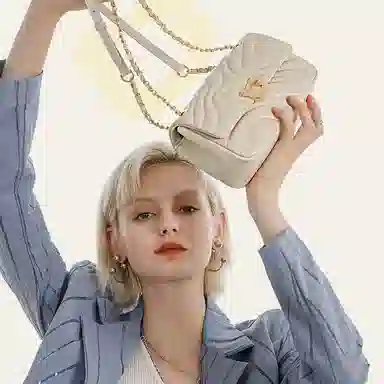 Miaodi Chain Shoulder Bag White