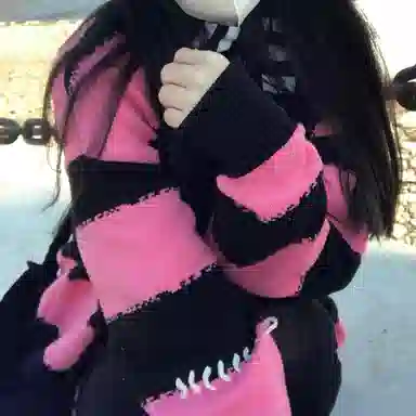 东鲸岁时记 条纹套头宽松撞色针织衫 女款 黑粉色