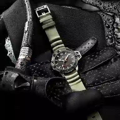 Hamilton Khaki Navy Frogman H77825331