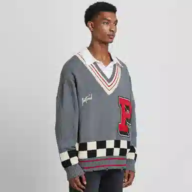 Profound V-Neck Knit Sweater Grey