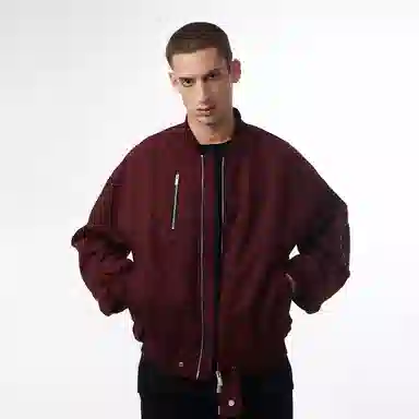 11ESTRANGER ASTRANGER